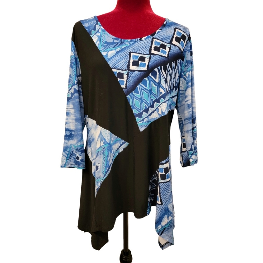Caribe USA 3/4 sleeve shark bite top size XL